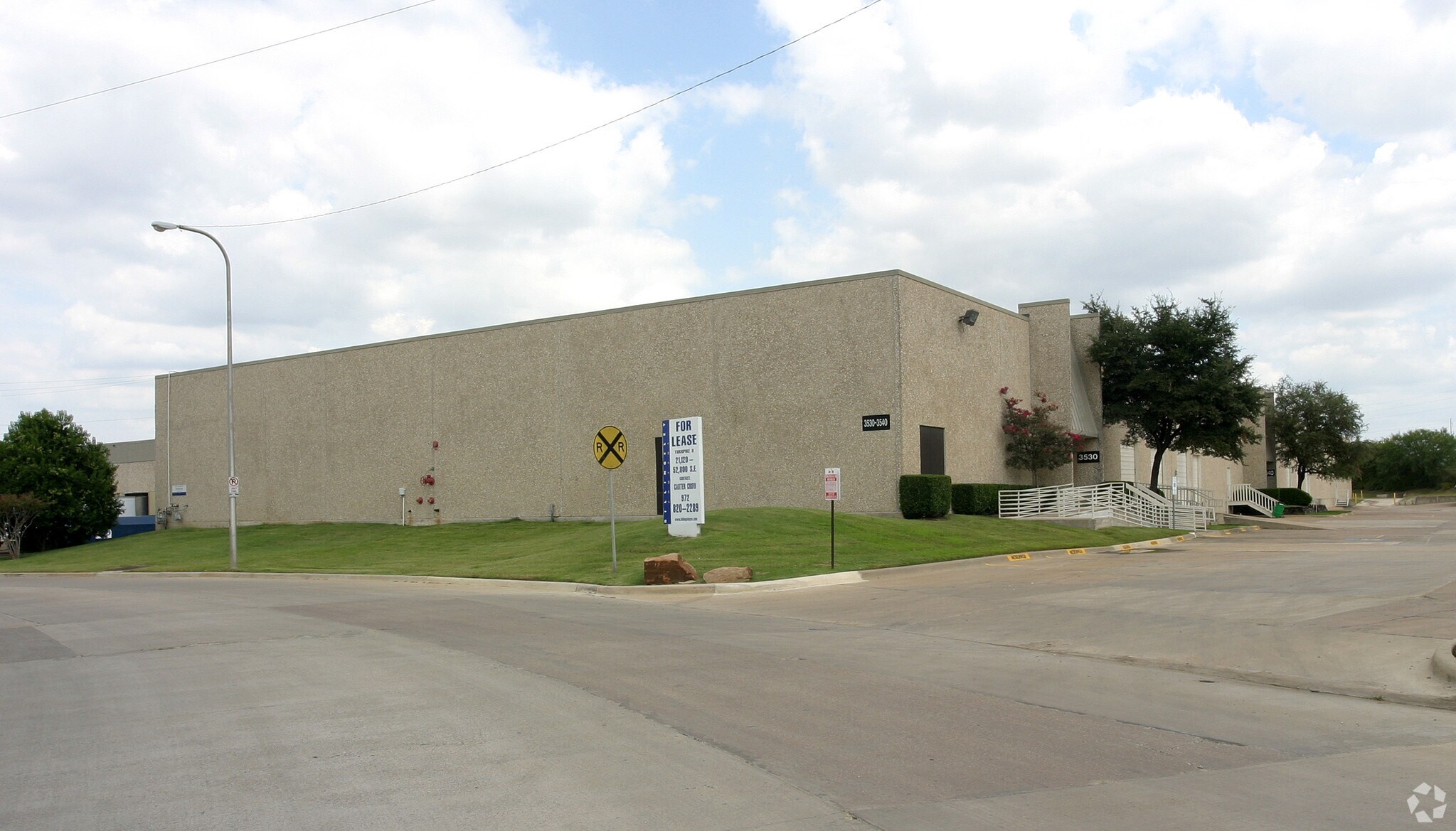 3530-3540 Pipestone Rd, Dallas, TX for Rent