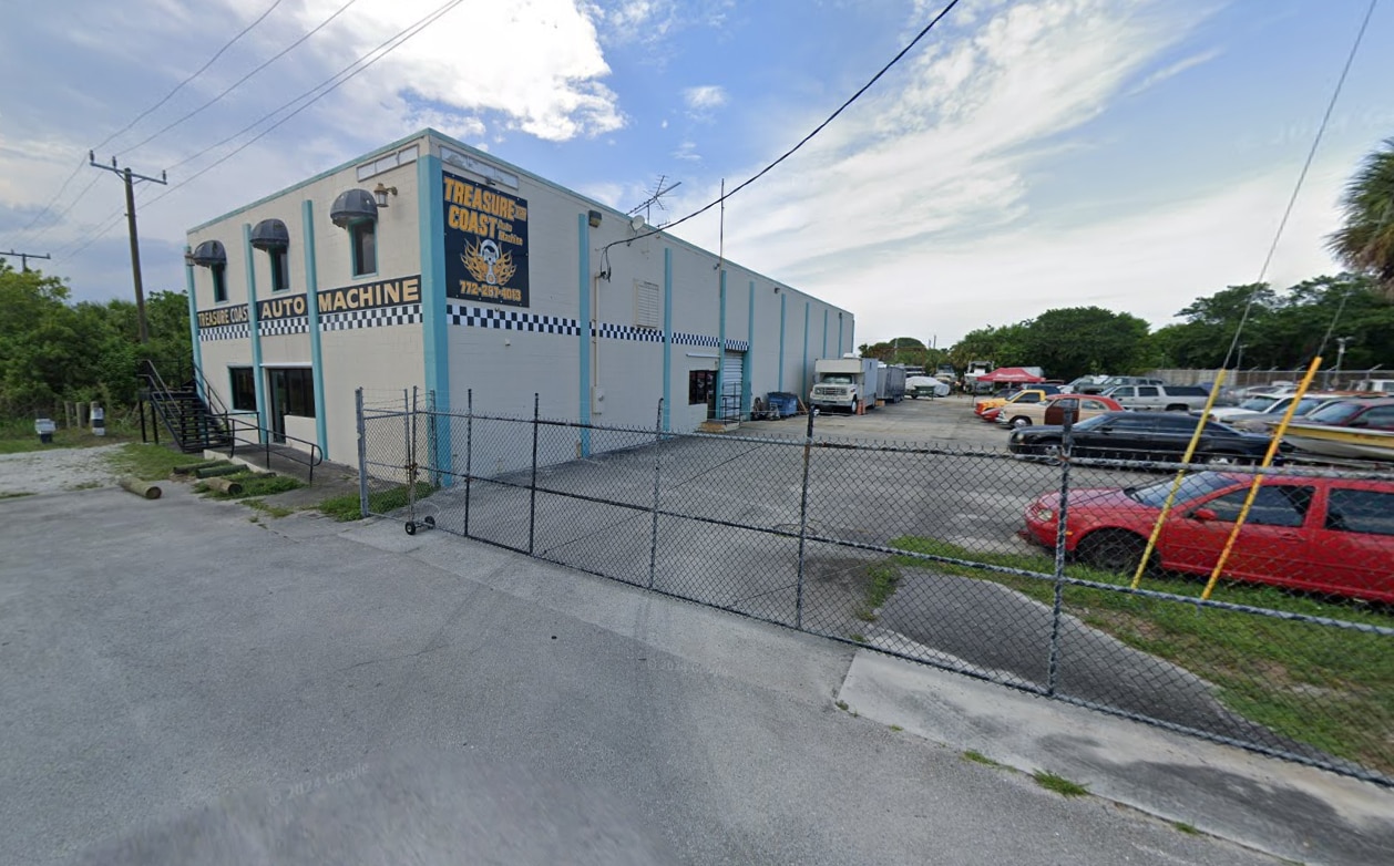1201 Railroad Ave, Stuart, FL for Sale