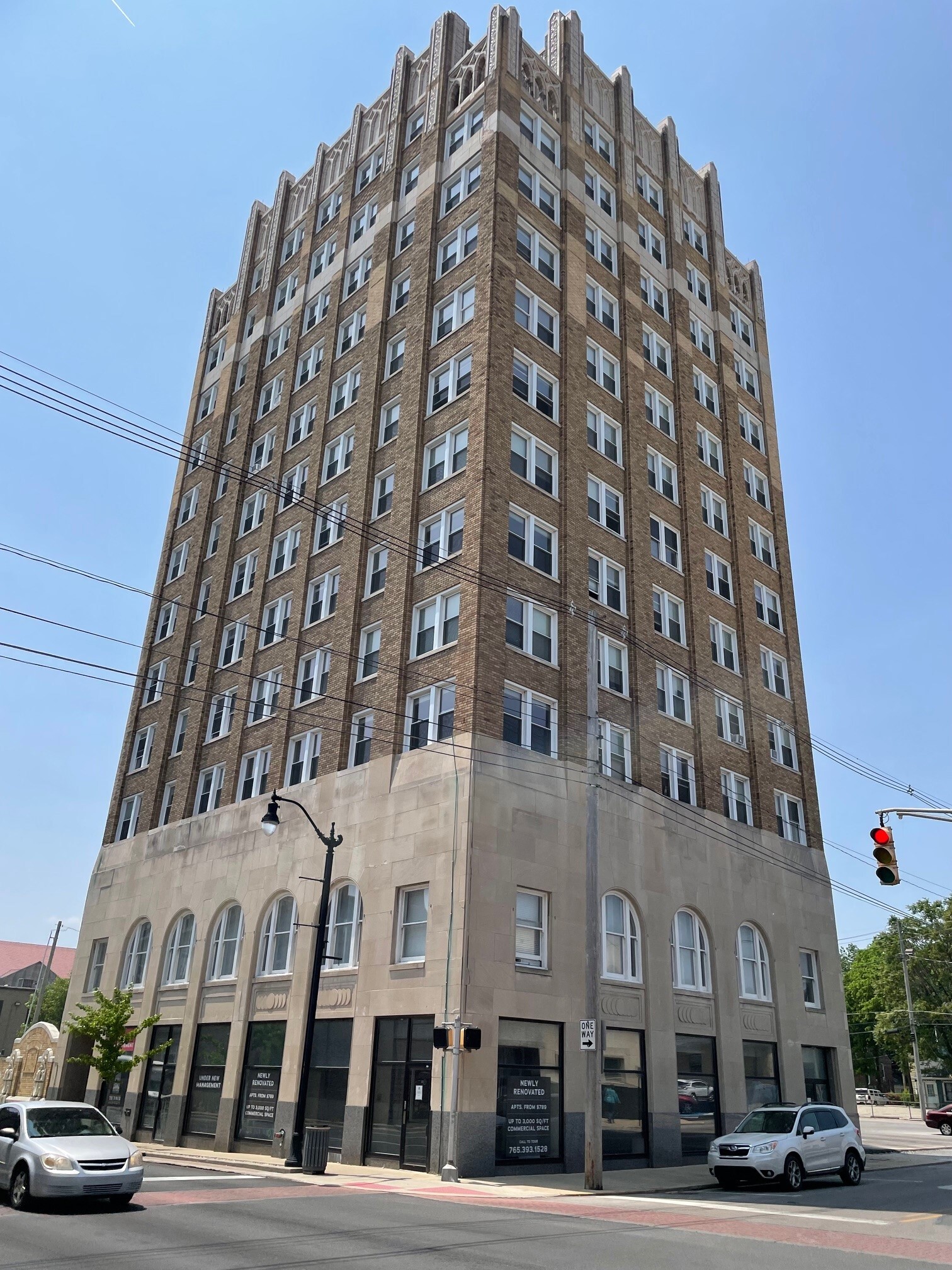 1109 Jackson St, Anderson, IN for Sale