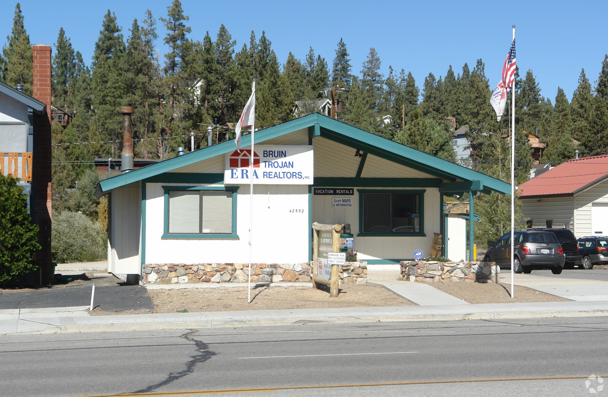 42592 Moonridge Rd, Big Bear Lake, CA for Sale