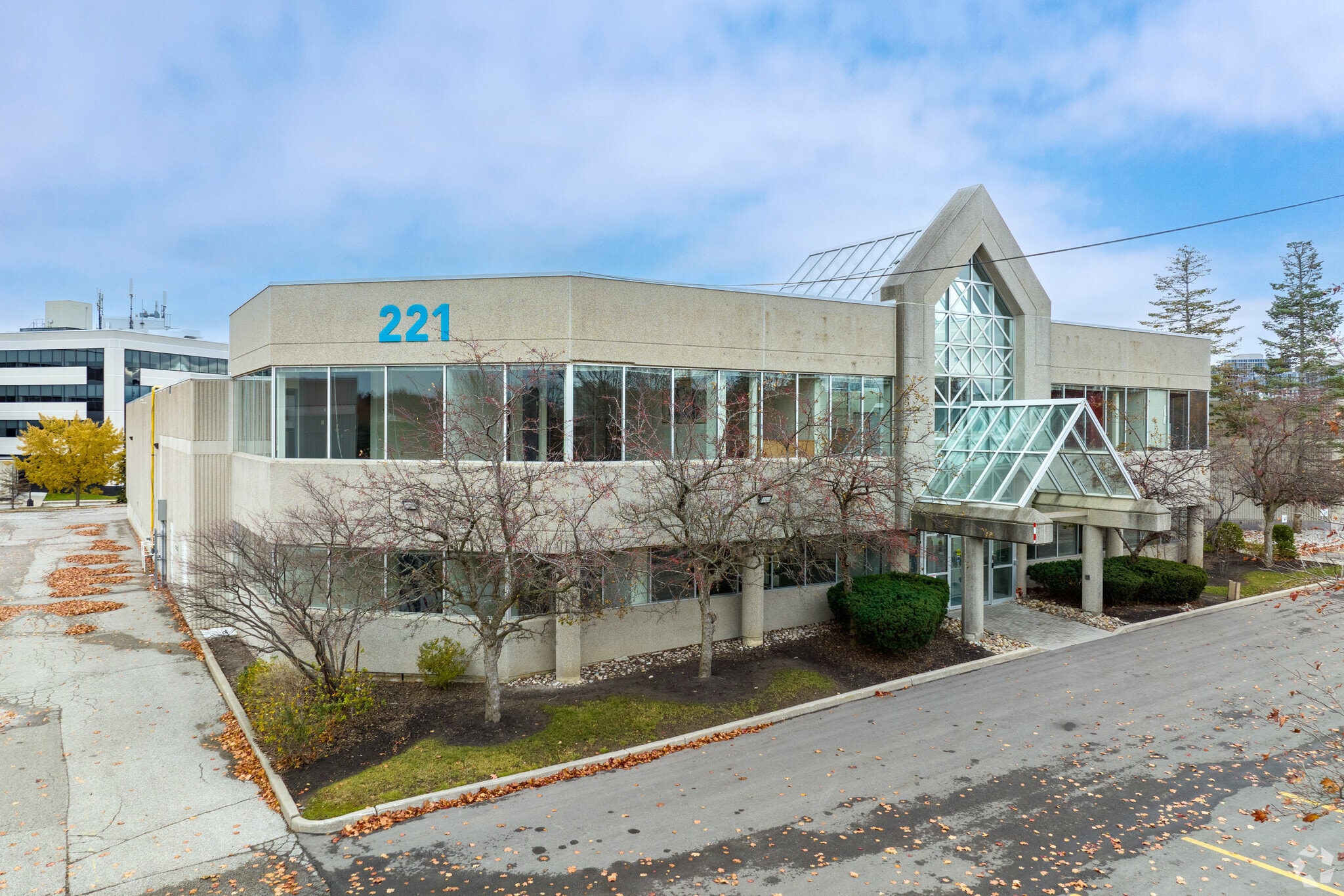 221 Whitehall Dr, Markham, ON for Rent