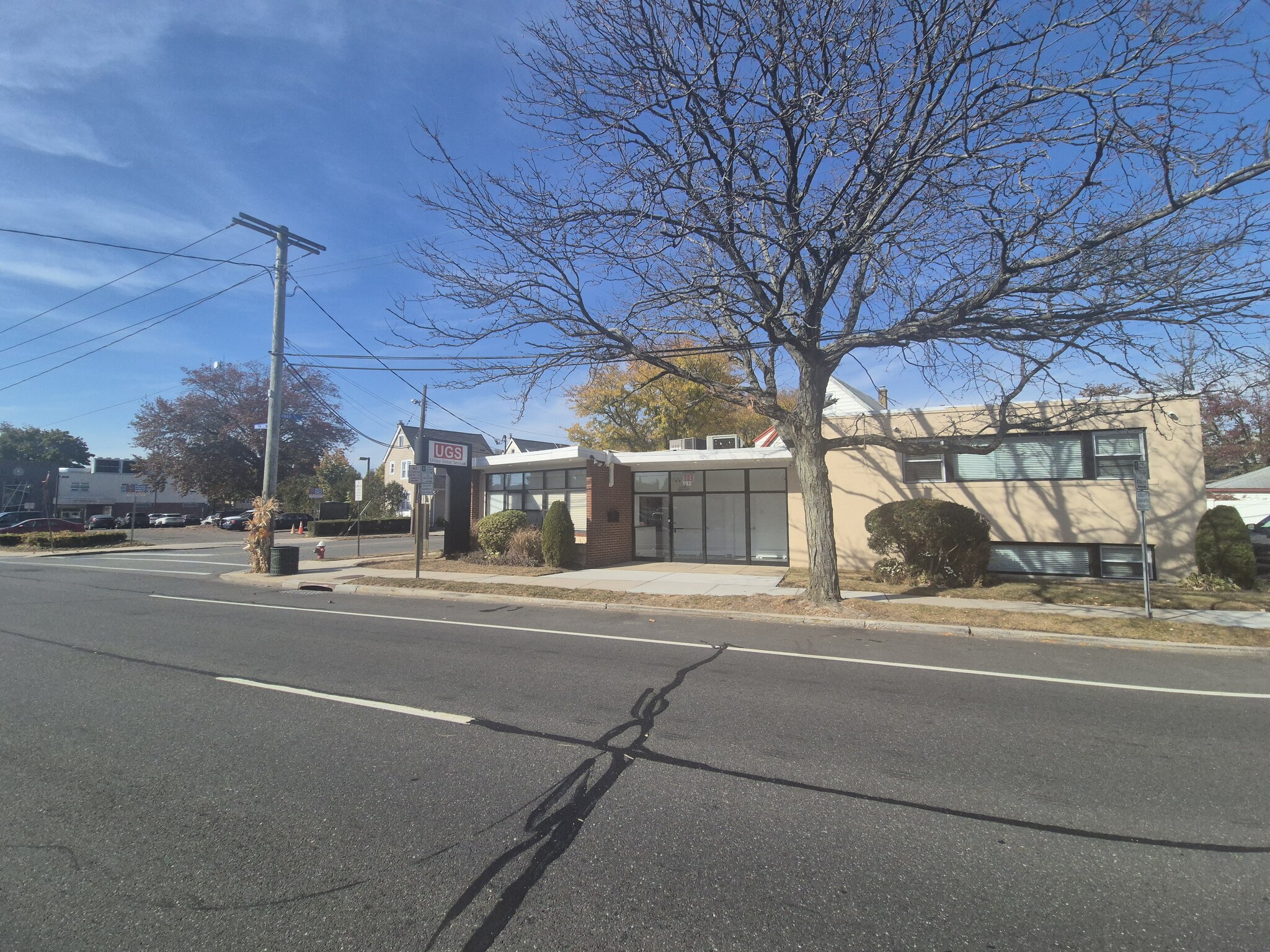 192 Hillside Ave, Williston Park, NY for Sale