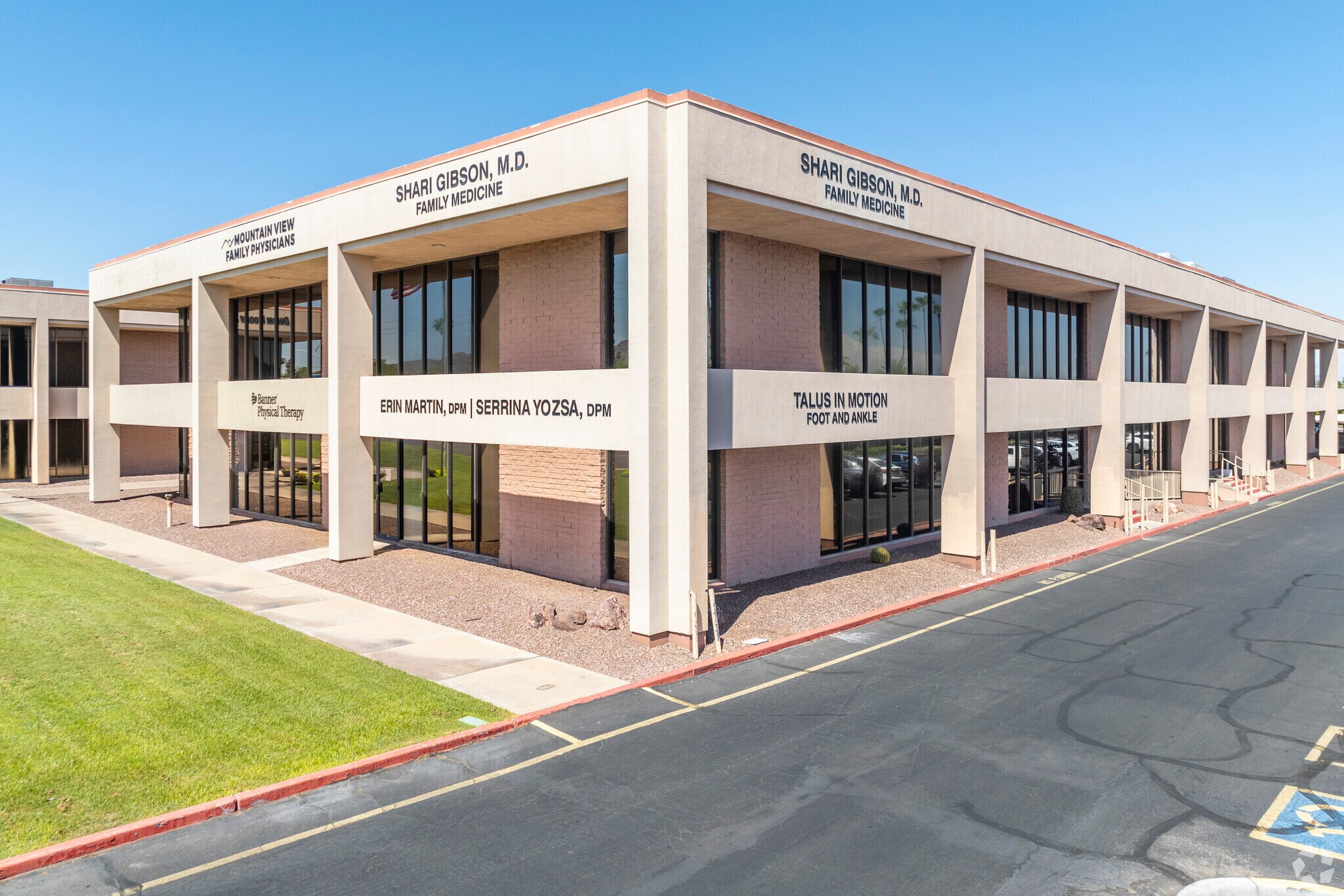 5111 N Scottsdale Rd, Scottsdale, AZ for Rent