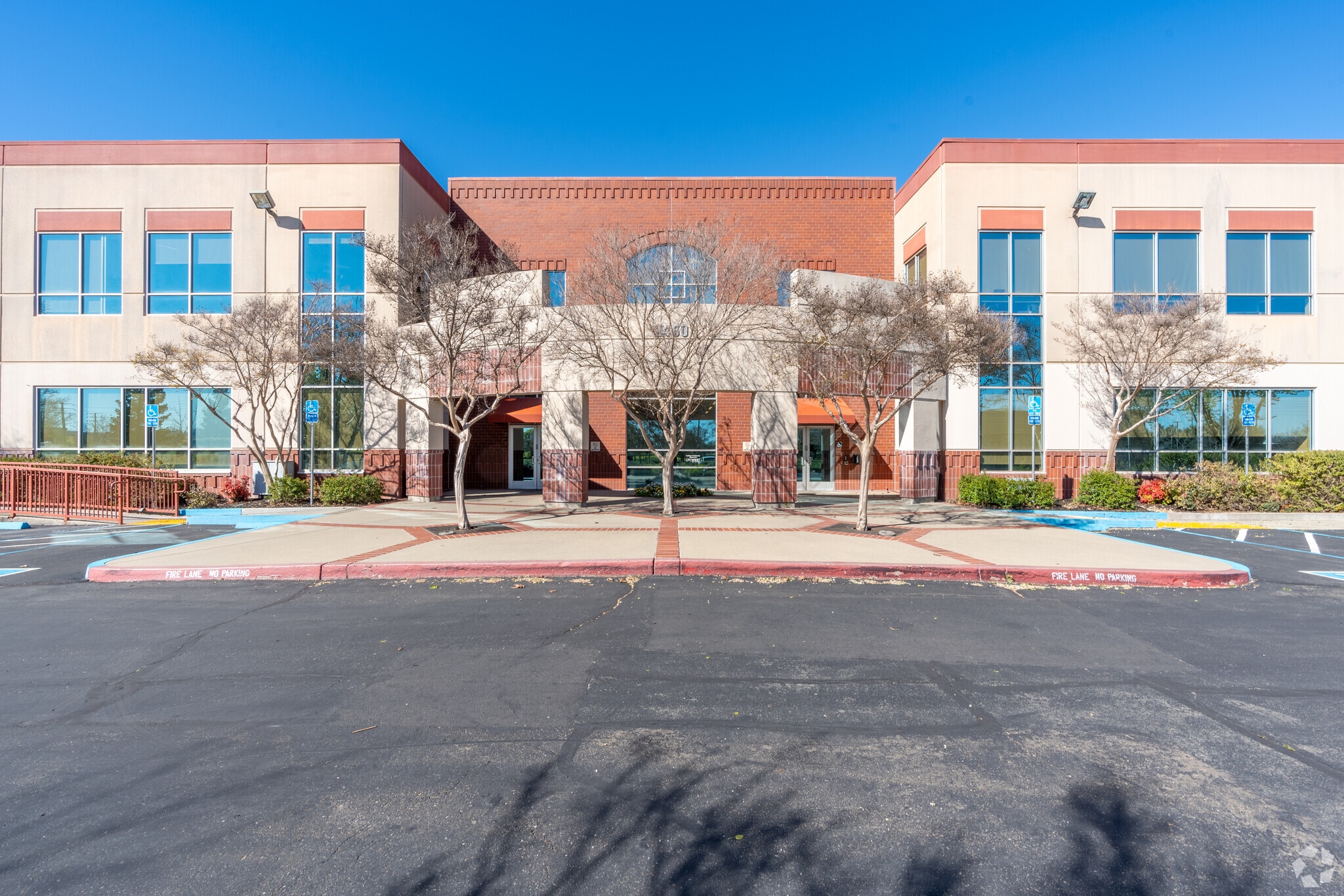 2450 Del Paso Rd, Sacramento, CA for Rent