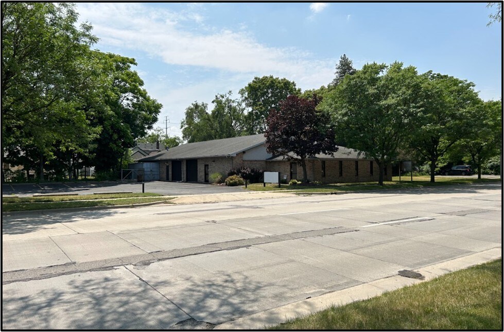 35337 E Michigan Ave, Wayne, MI for Sale