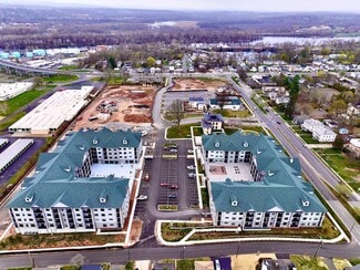 Portland, CT Office/Retail, Retail - Main St