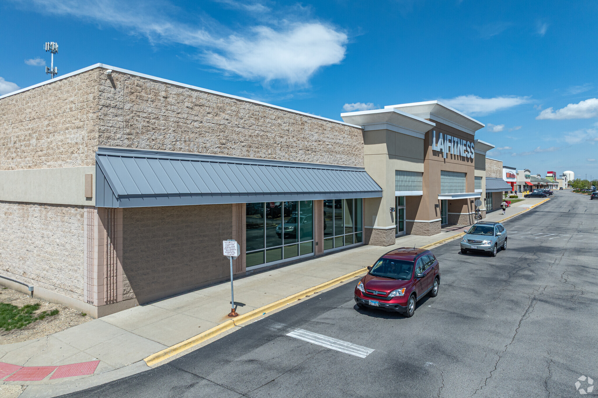 7650 Barrington Rd, Hanover Park, IL for Sale