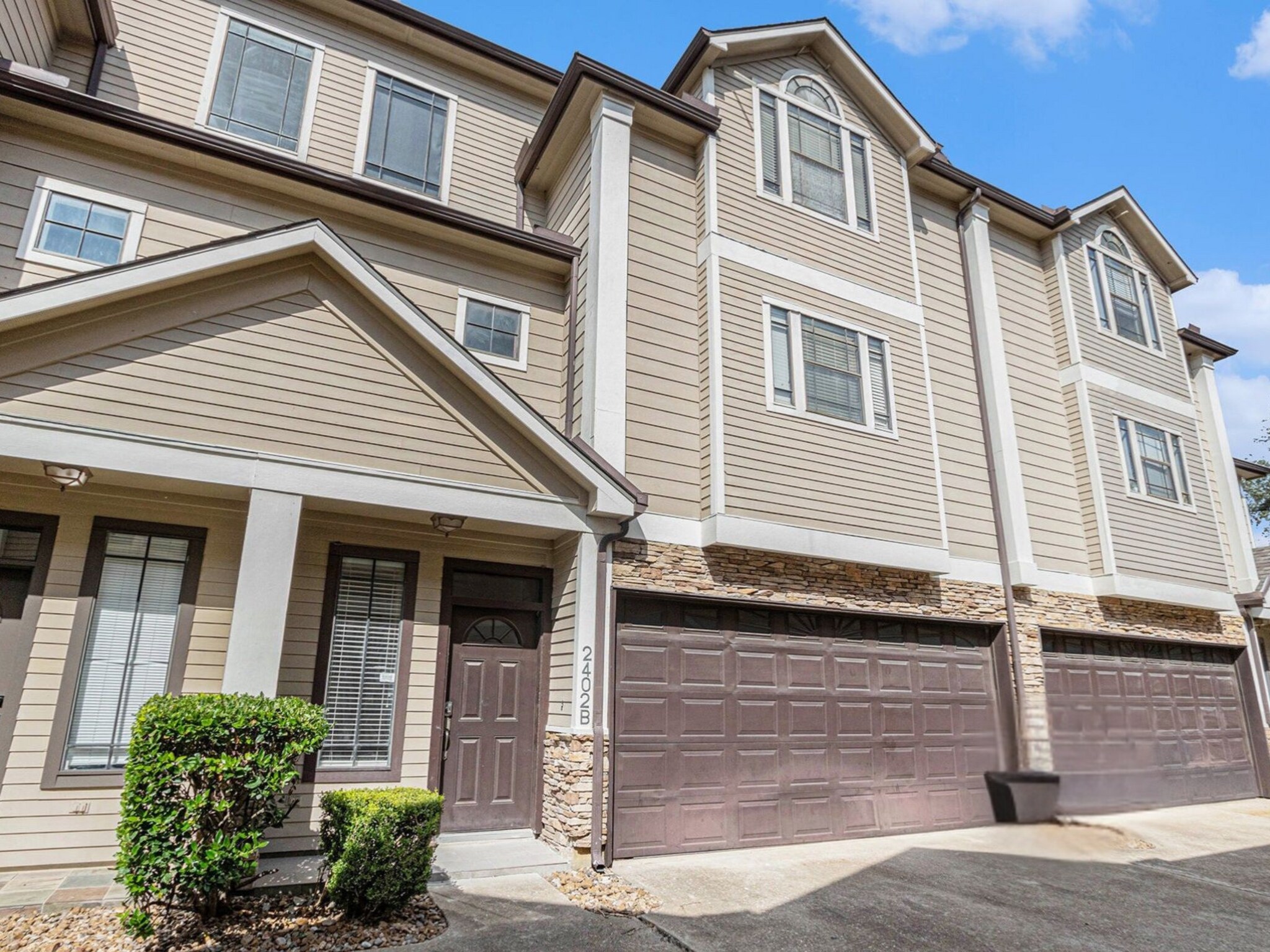 2402 Calumet B st, Houston, TX for Sale