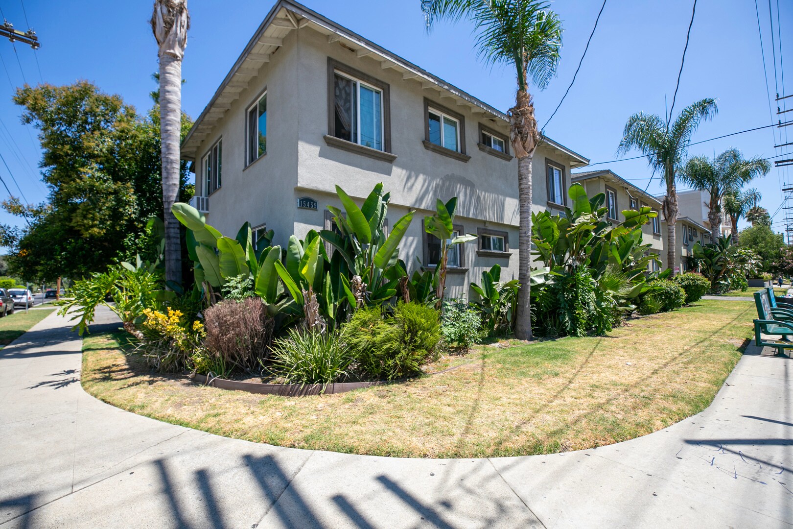 15455 Vanowen St, Van Nuys, CA for Sale