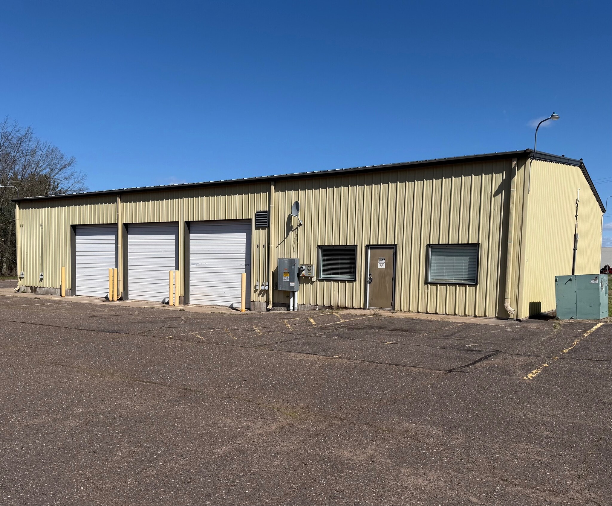 3020 Pioneer Ave, Rice Lake, WI for Sale