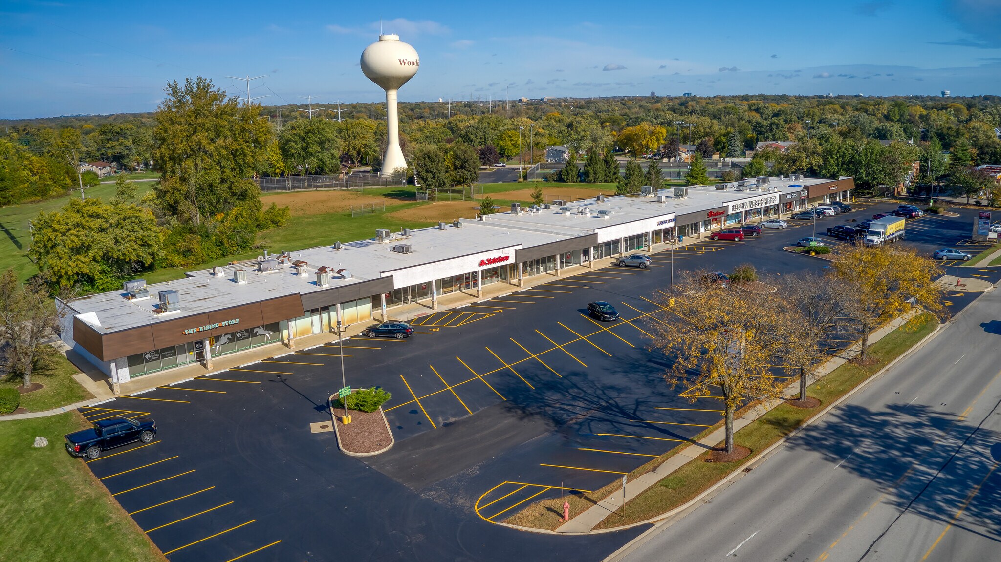 3010-3054 W Hobson Rd, Woodridge, IL for Rent