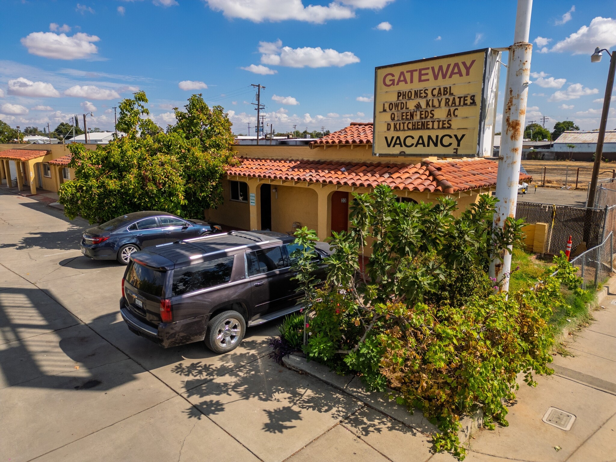 1407 W 16th St, Merced, CA for Sale