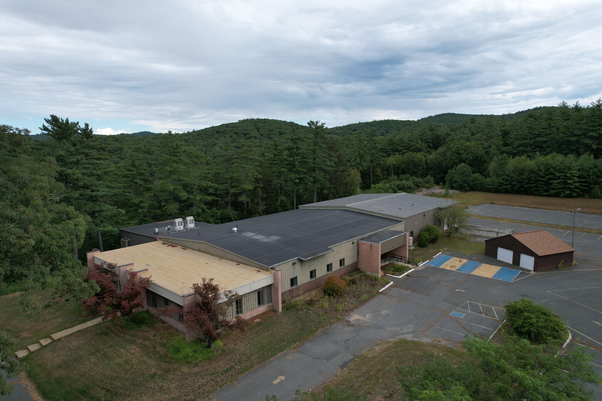 450 W River St, Orange, MA for Sale