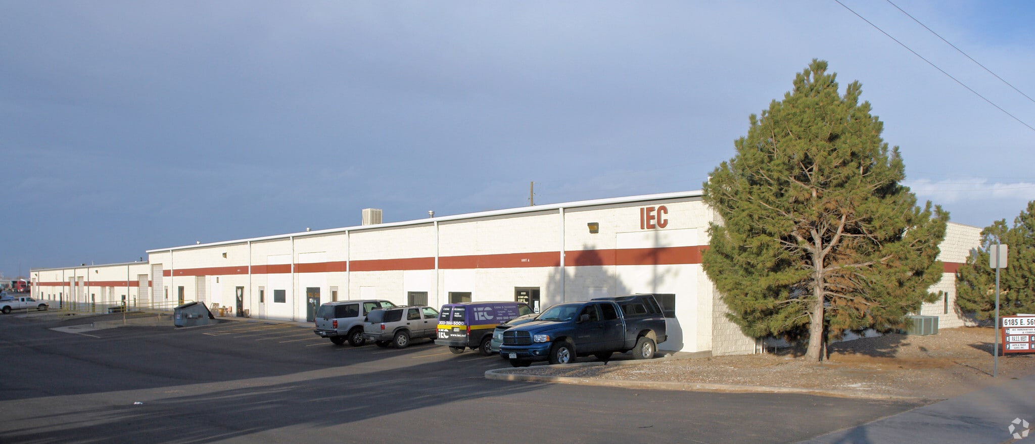 6185 E 56th Ave, Commerce City, CO for Rent