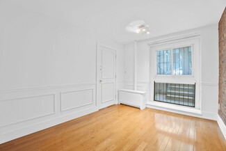 New York, NY Office/Medical - 111 1/2 E 62nd St