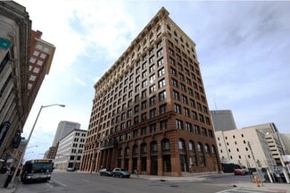 Columbus, OH Office/Retail, Retail - 8 E Long St