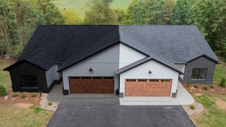 Johnson City, TN Apartments - 1519-1521 Carroll Creek Rd