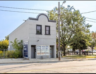 Toronto, ON Retail - 603 Keele St