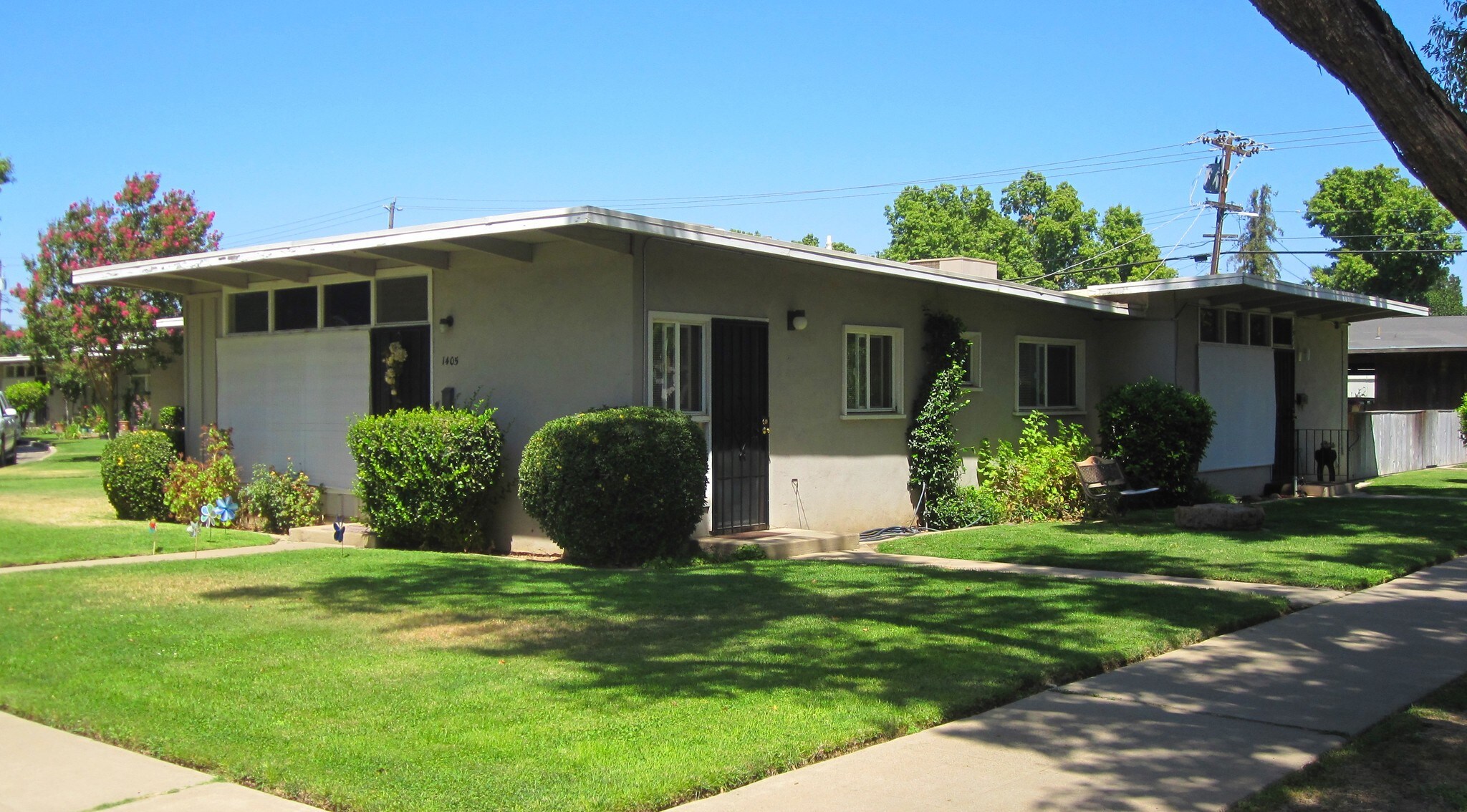 1461 W 19th St, Merced, CA for Sale