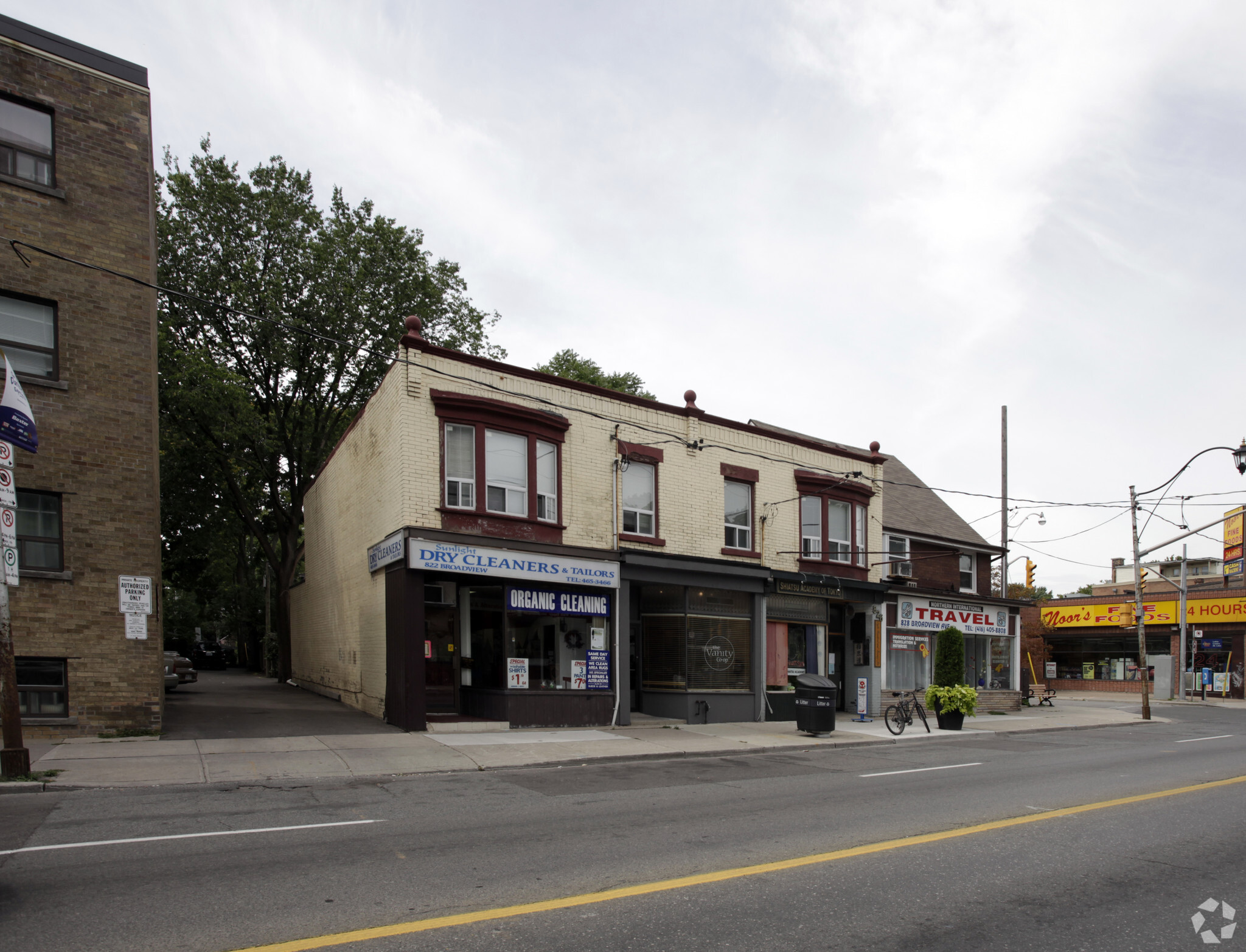 822-826 Broadview Ave, Toronto, ON for Rent