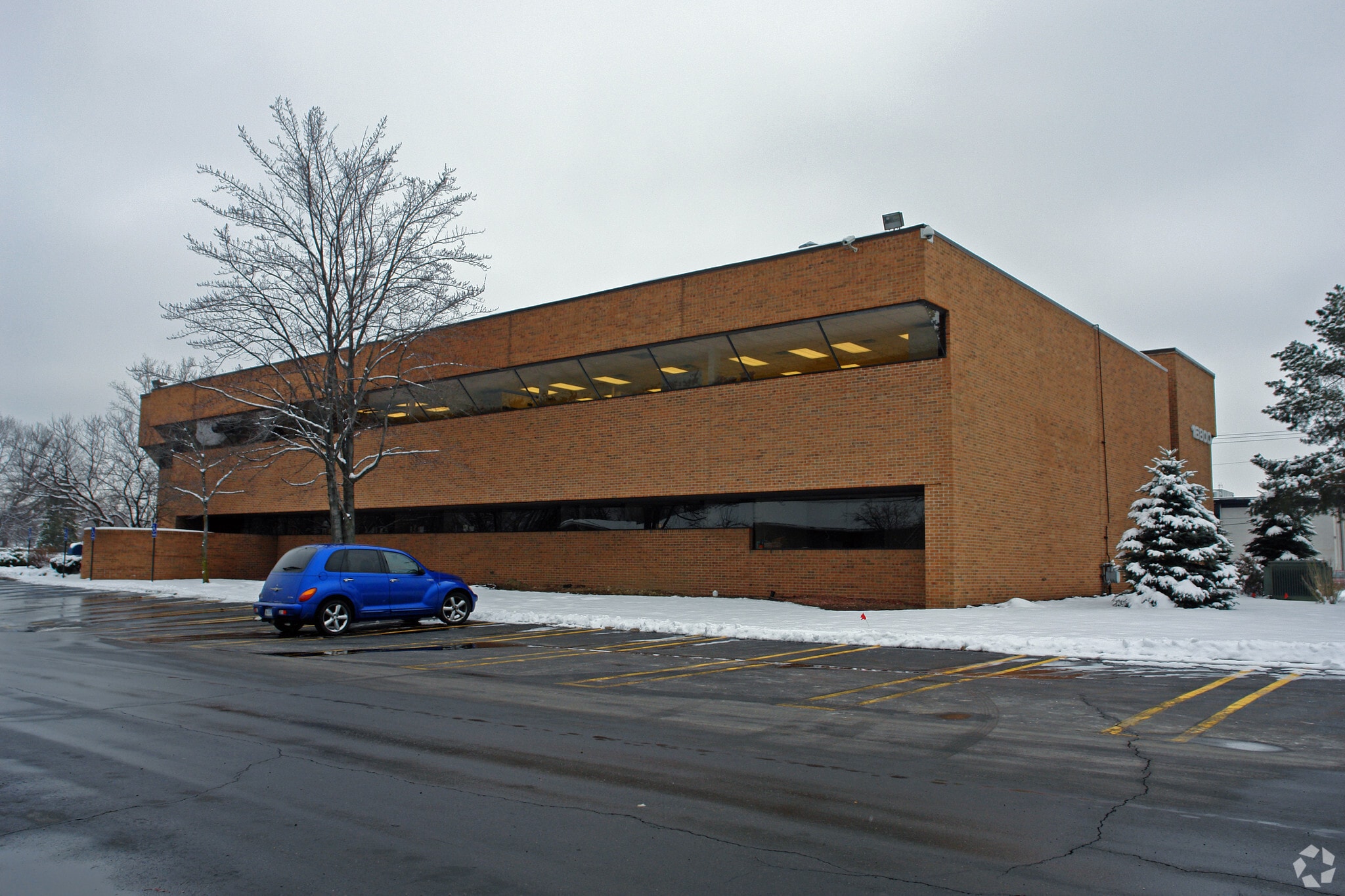 16800 W Twelve Mile Rd, Southfield, MI for Rent