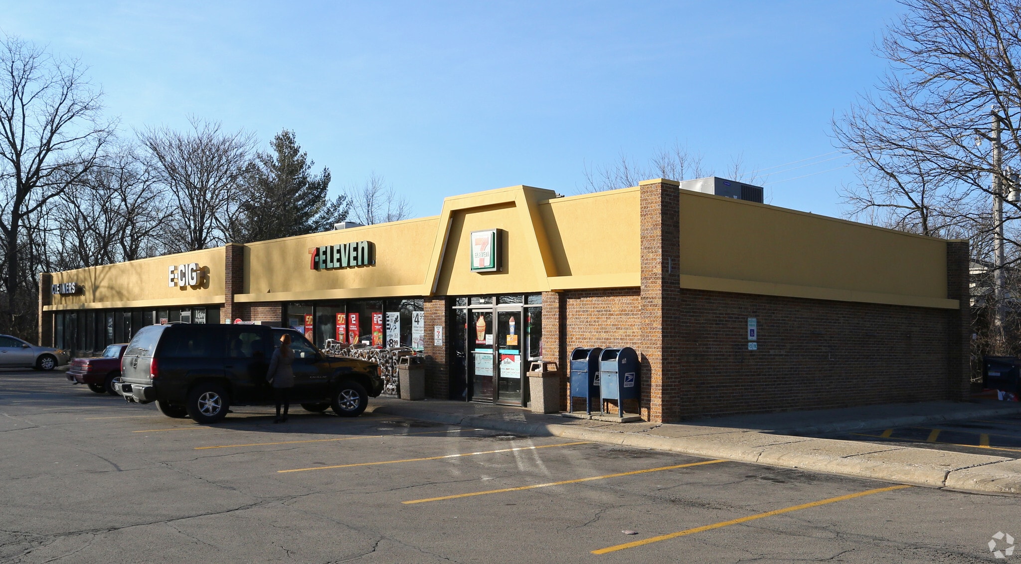 1100-1106 Ogden Ave, Lisle, IL for Rent