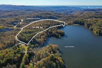 Lake Toxaway, NC Residential - 192 Windward Pt