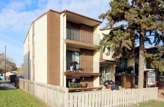 Edmonton, AB Apartments - 10144 154th St NW