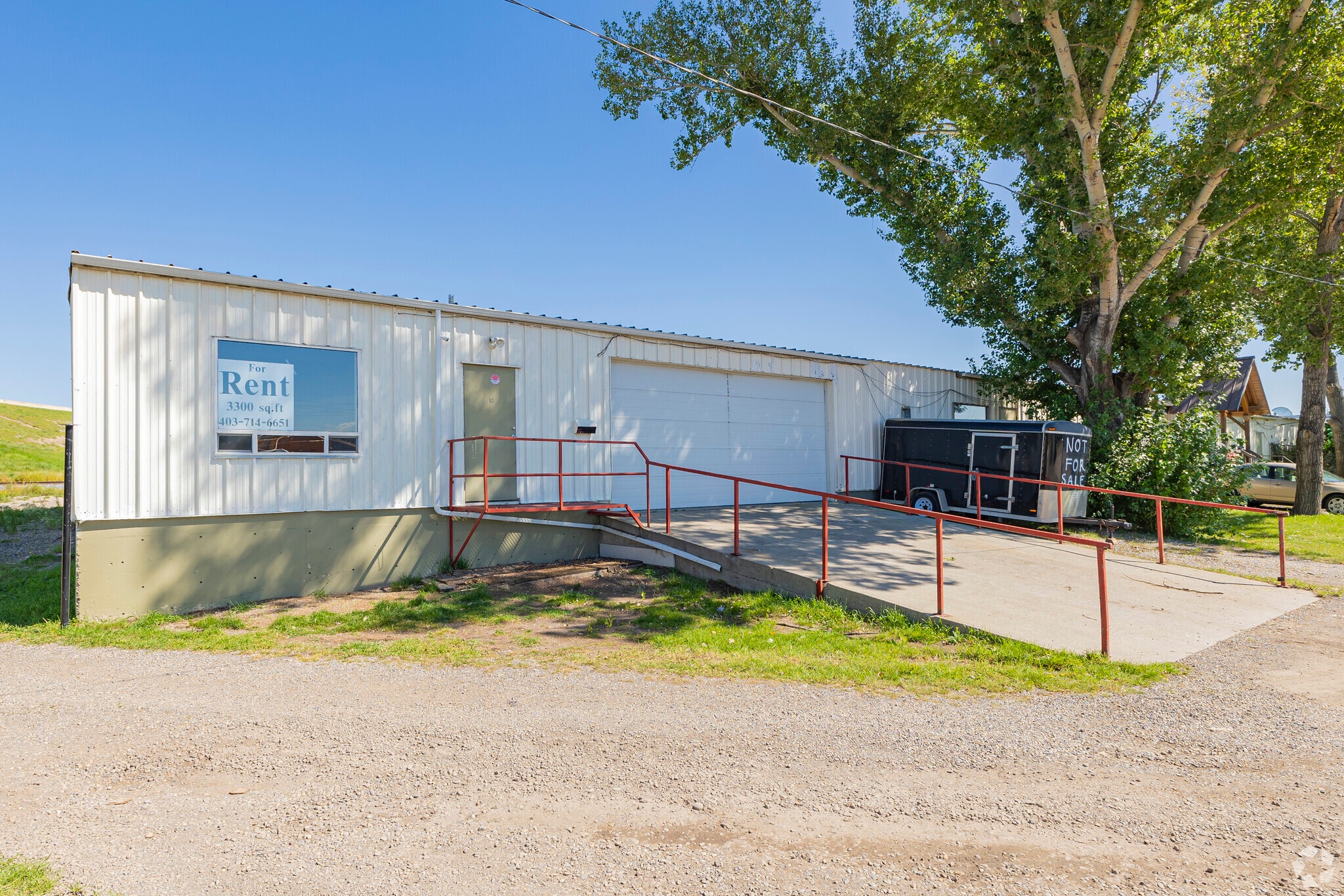 4828 Pacific Rd NE, Calgary, AB for Rent