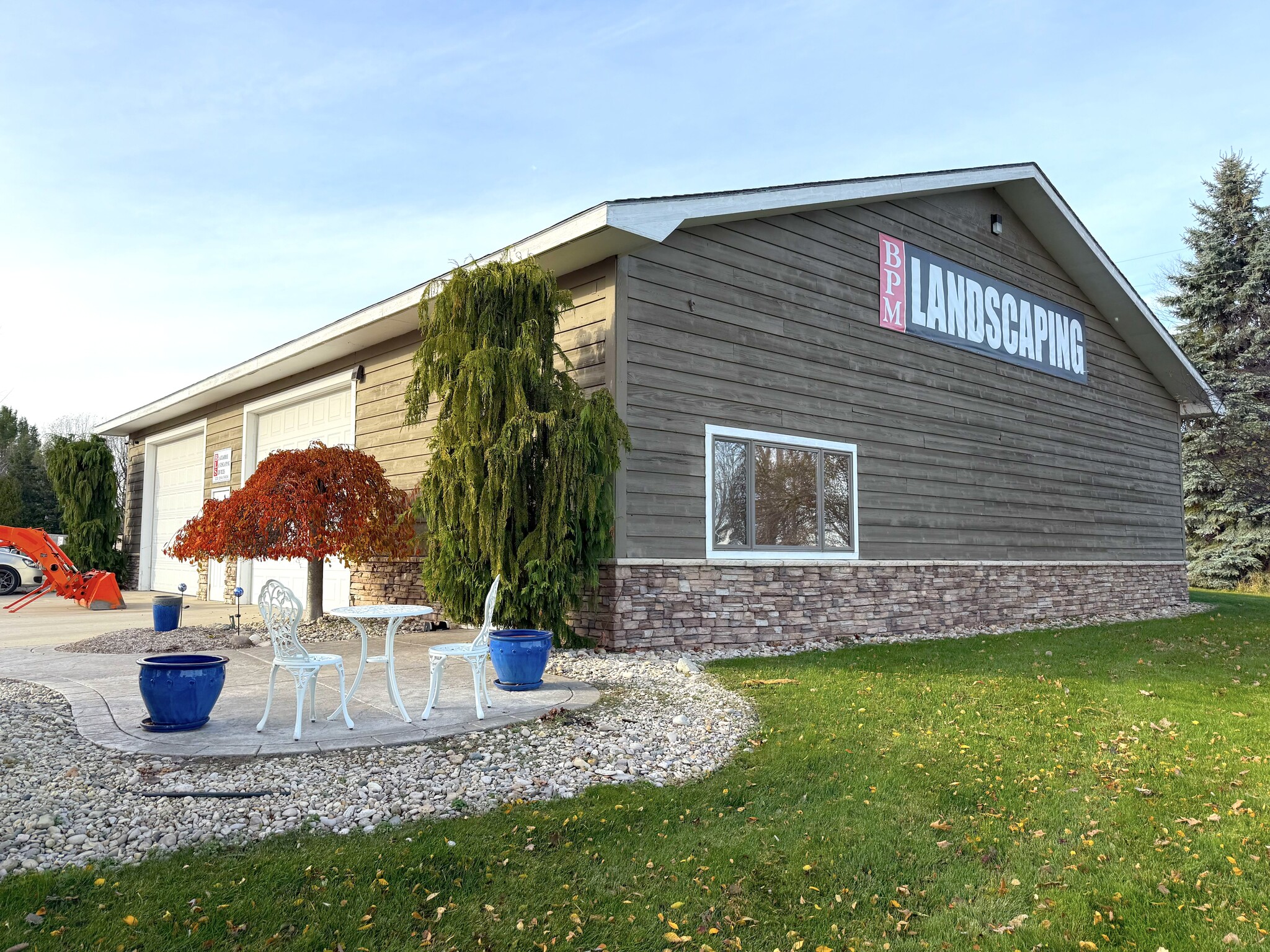 11428 S US-31 Hwy, Williamsburg, MI for Sale