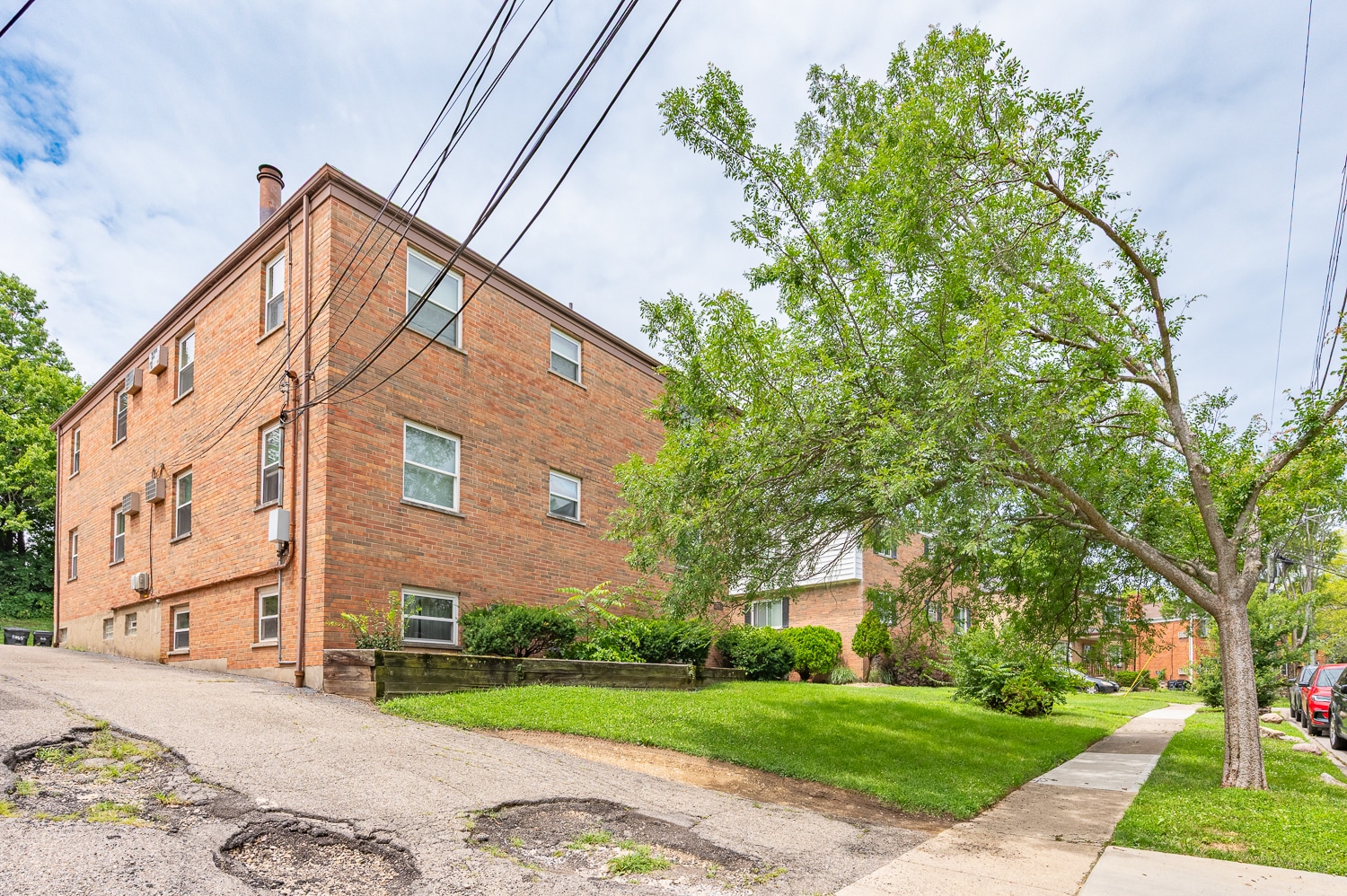 5845 Shadymist Ln, Cincinnati, OH for Sale