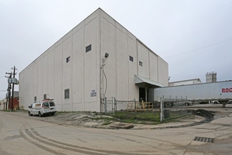 Houston, TX Warehouse - 700 Plastics