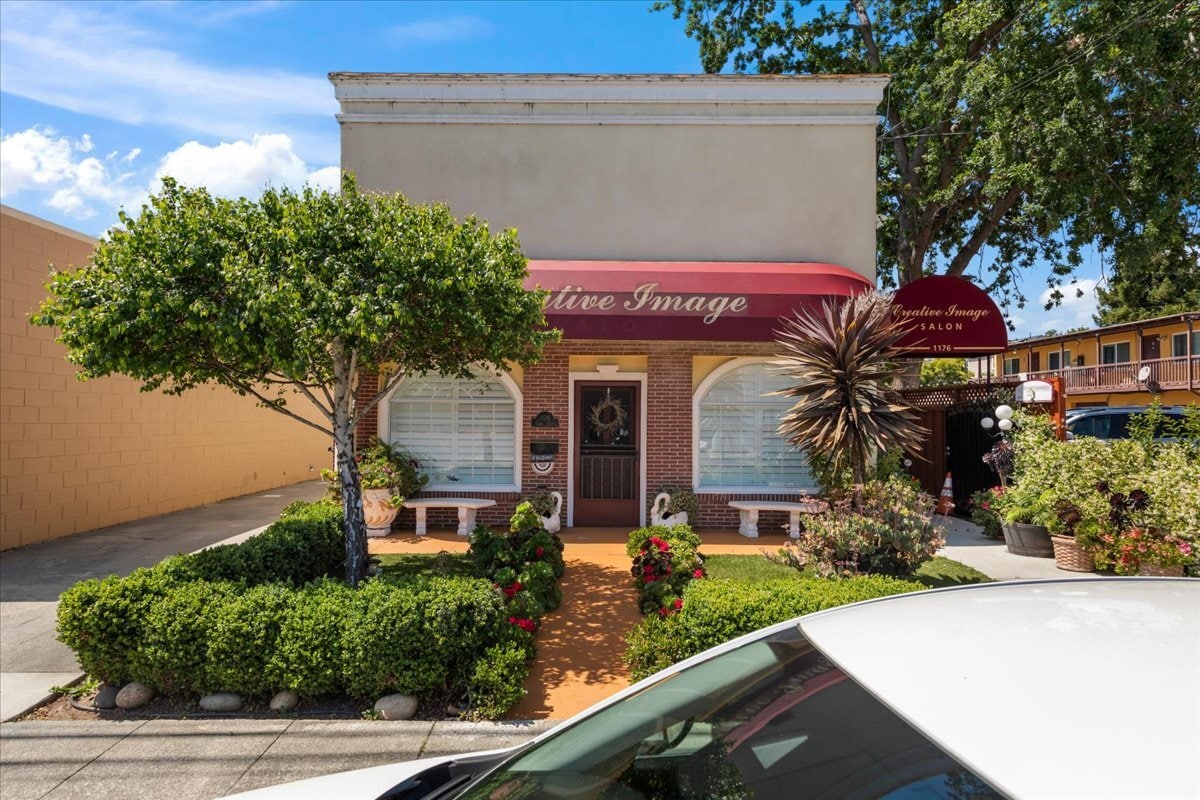 1176 Laurel St, San Carlos, CA for Sale