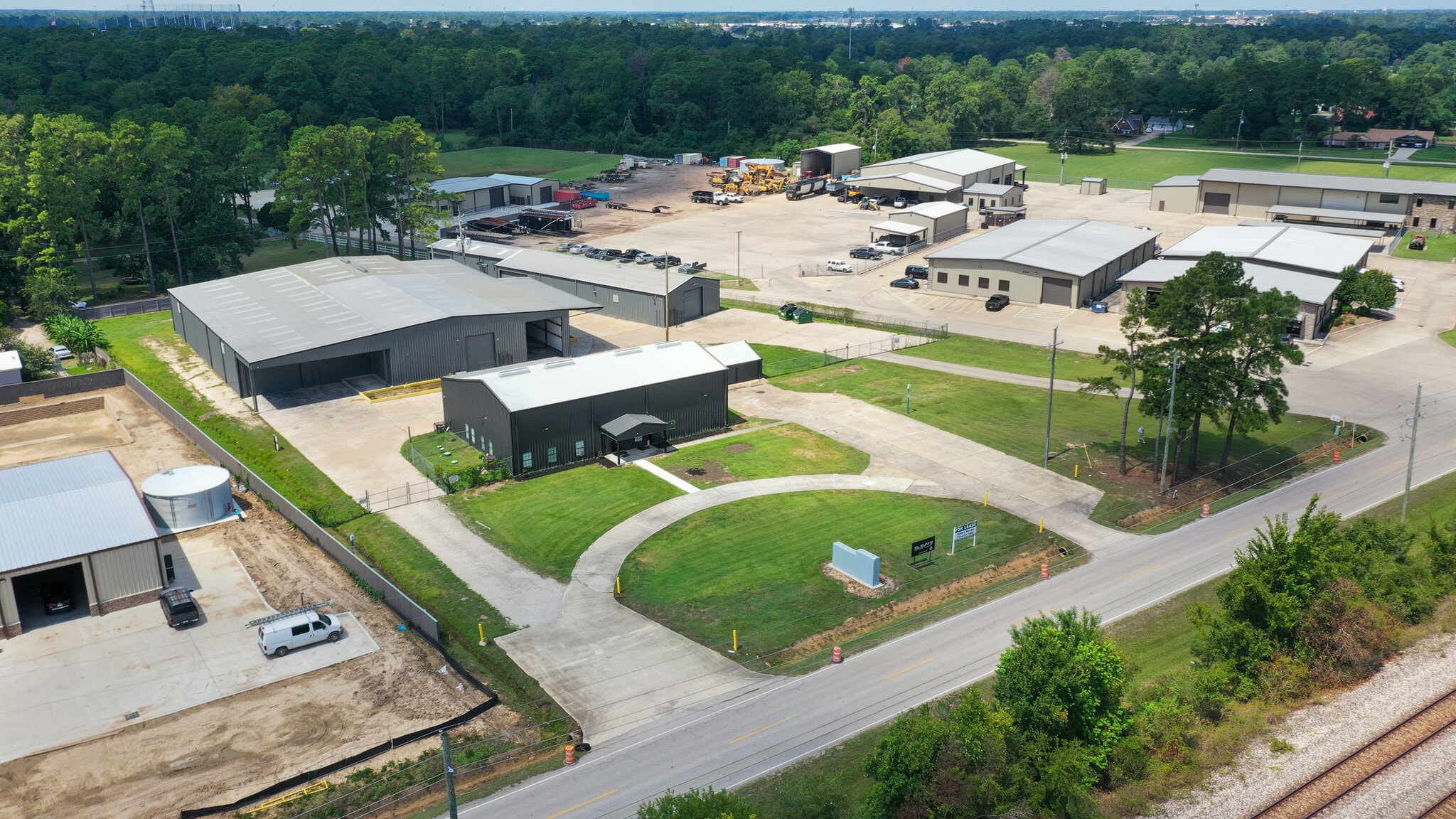 23609 W Hardy Rd, Spring, TX for Rent