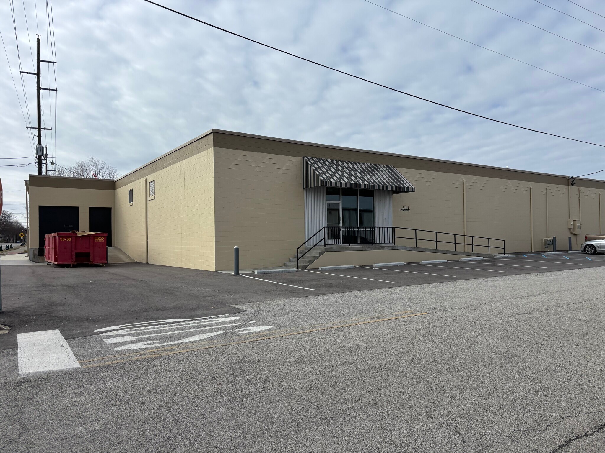 201 E 18th St, New Albany, IN for Rent