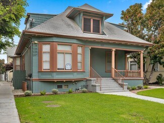 Los Angeles, CA Multi-Family - 1227 W 30th St