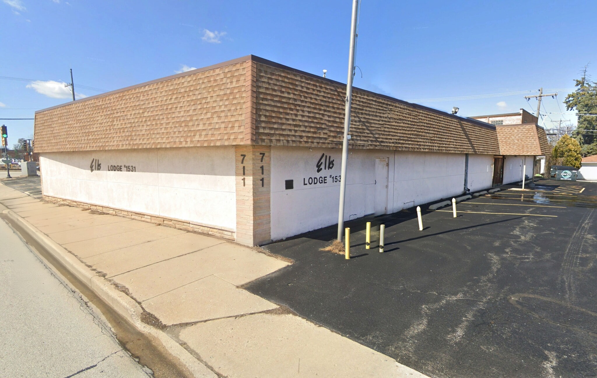 711 W Saint Charles Rd, Elmhurst, IL for Sale