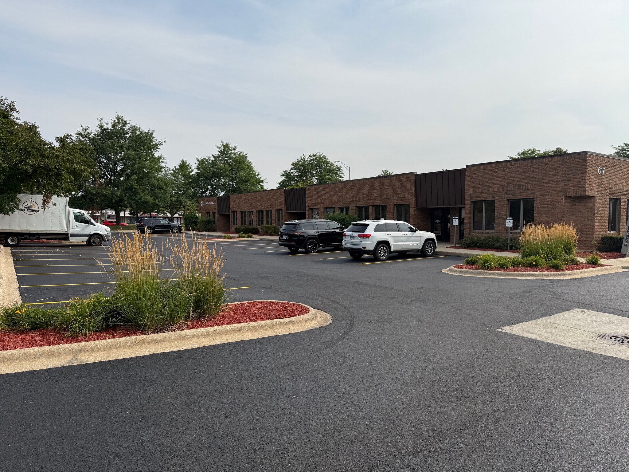 657 E Golf Rd, Arlington Heights, IL for Rent