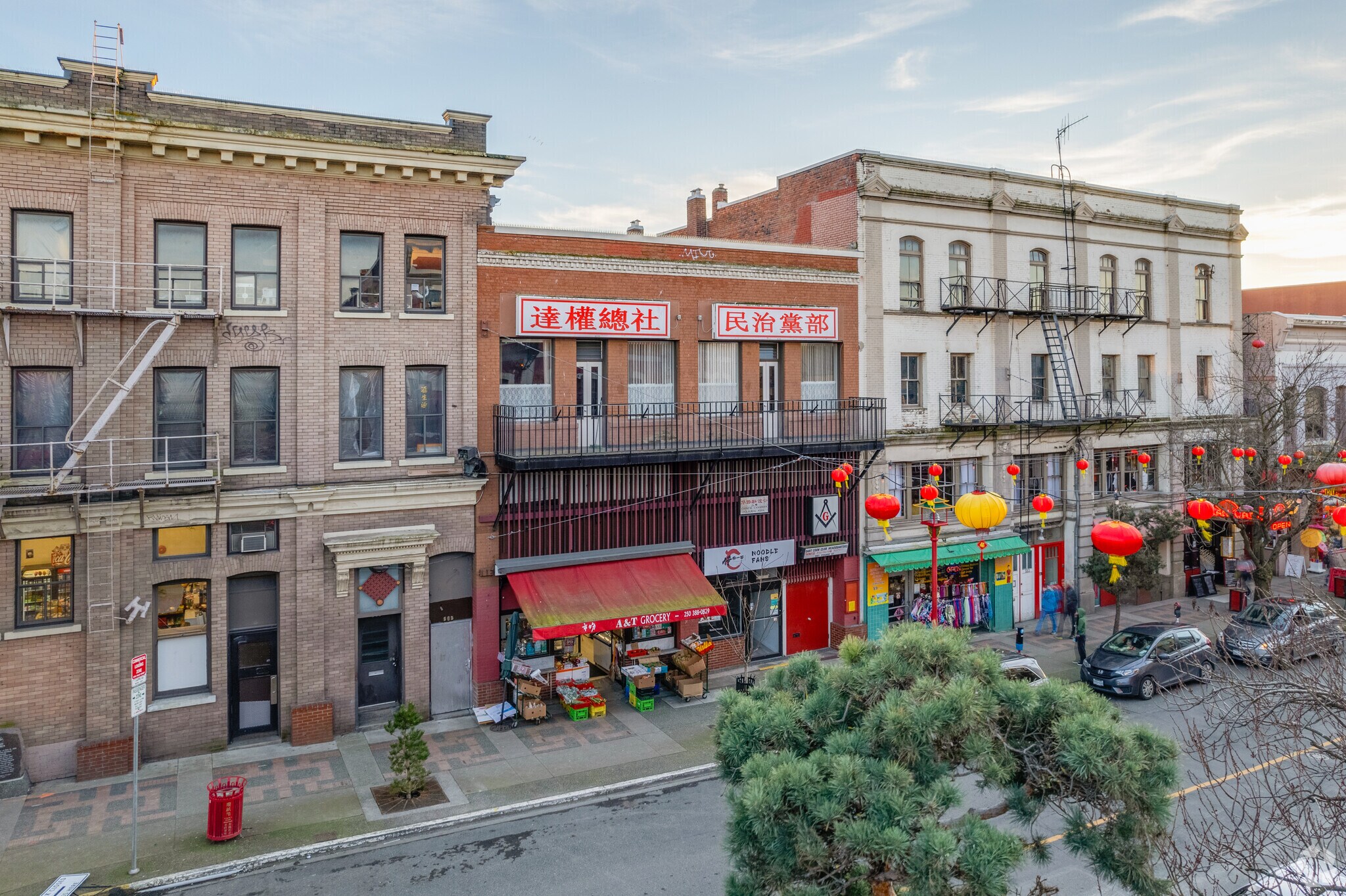 557-561 Fisgard St, Victoria, BC for Rent