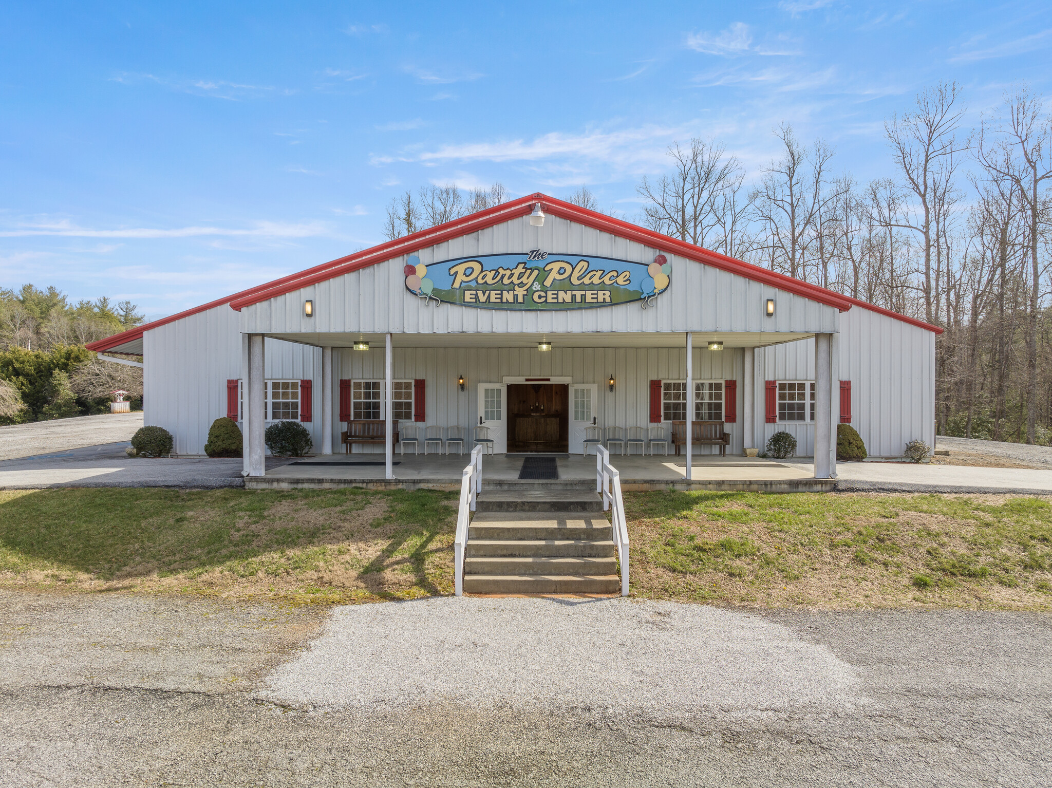 221 Friendship Church Rd, Saluda, NC for Sale