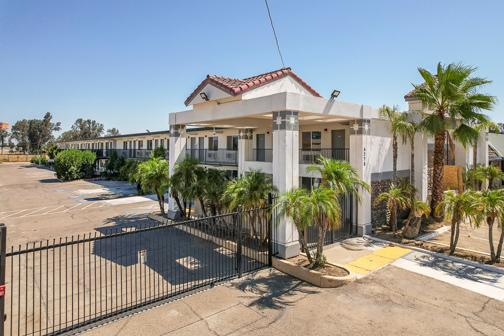 4278 W Ashlan Ave, Fresno, CA for Sale