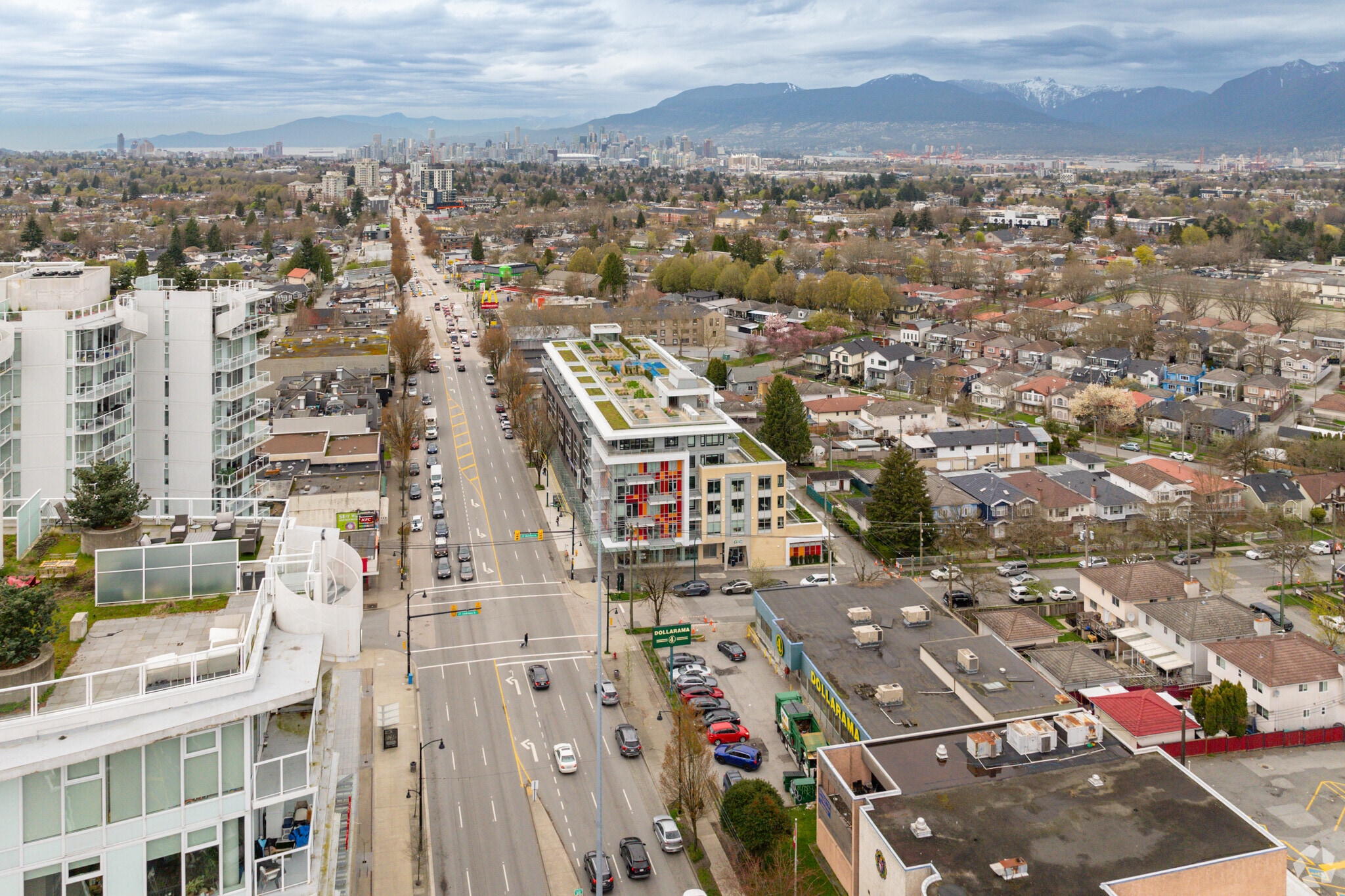4589 Gladstone St, Vancouver, BC for Rent