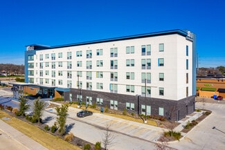 Arlington, TX Retail - 2150 E Lamar Blvd