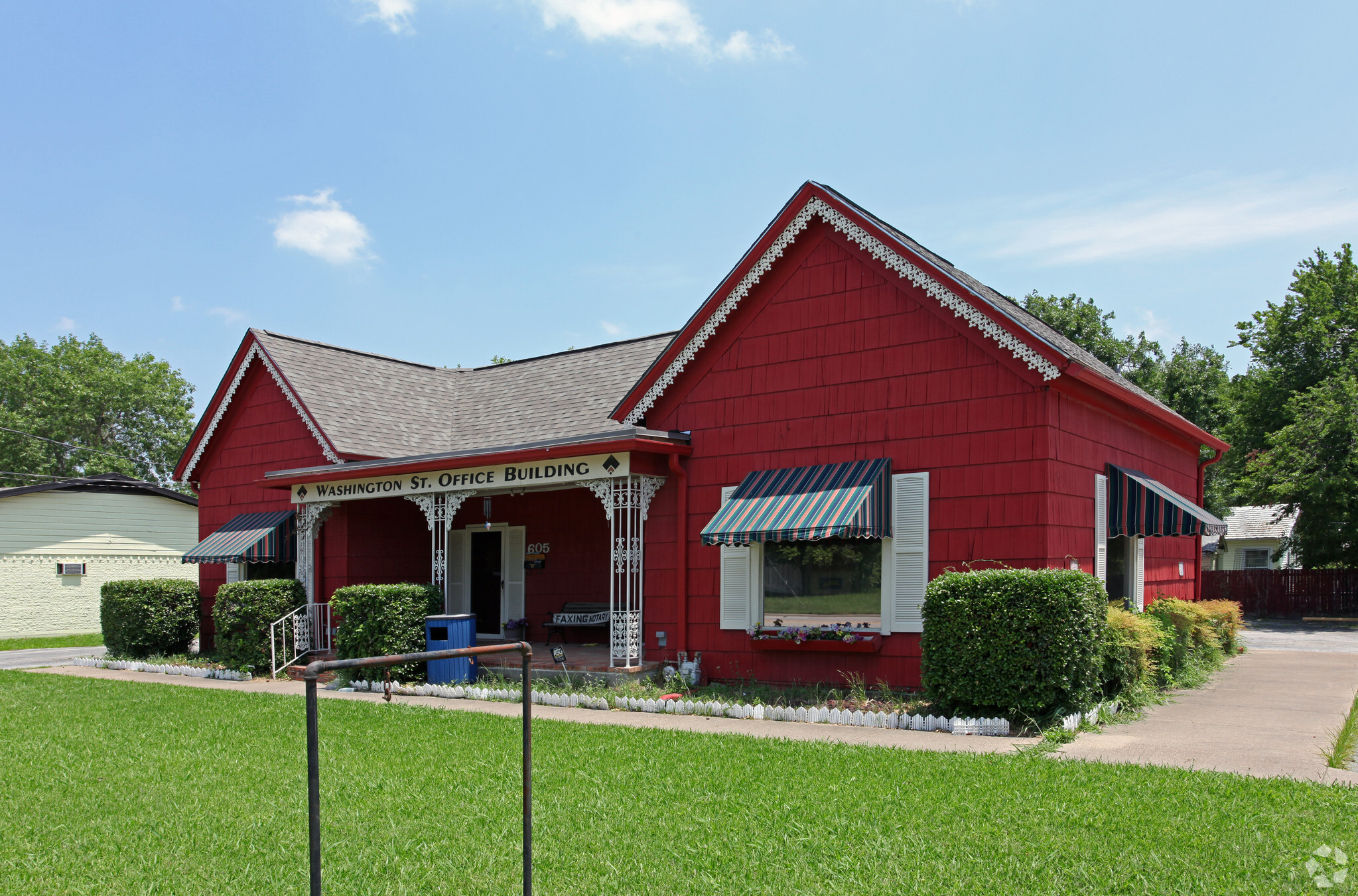 605 S Washington St, Kaufman, TX for Sale