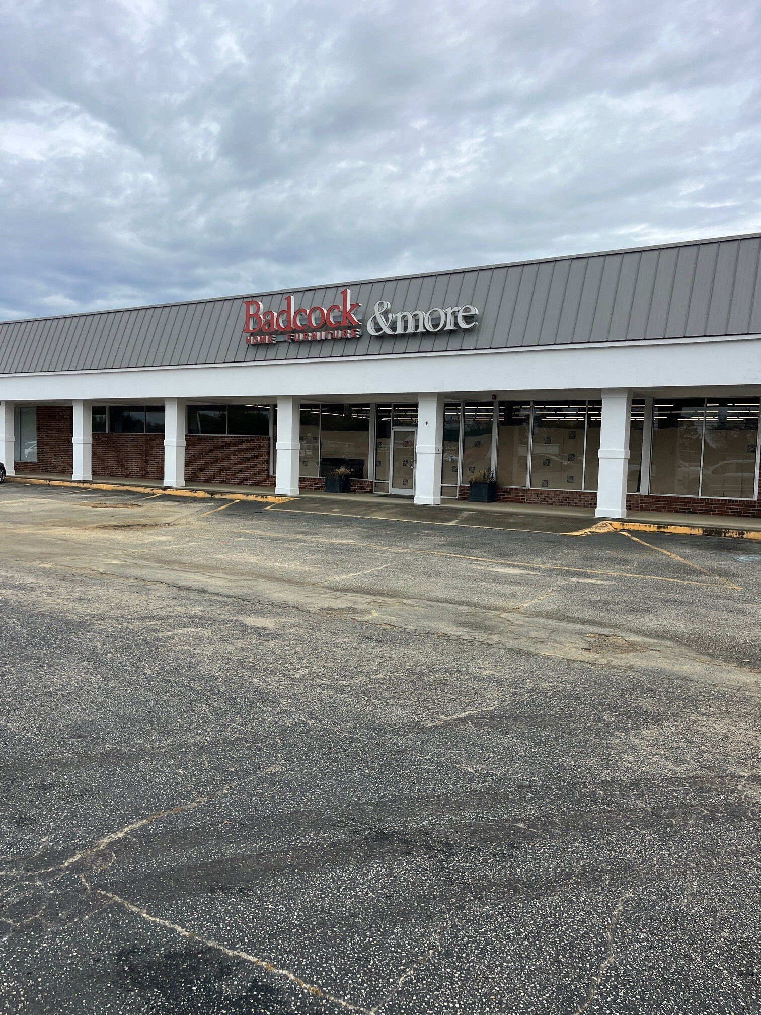 209 N Church St, Lake City, SC for Sale