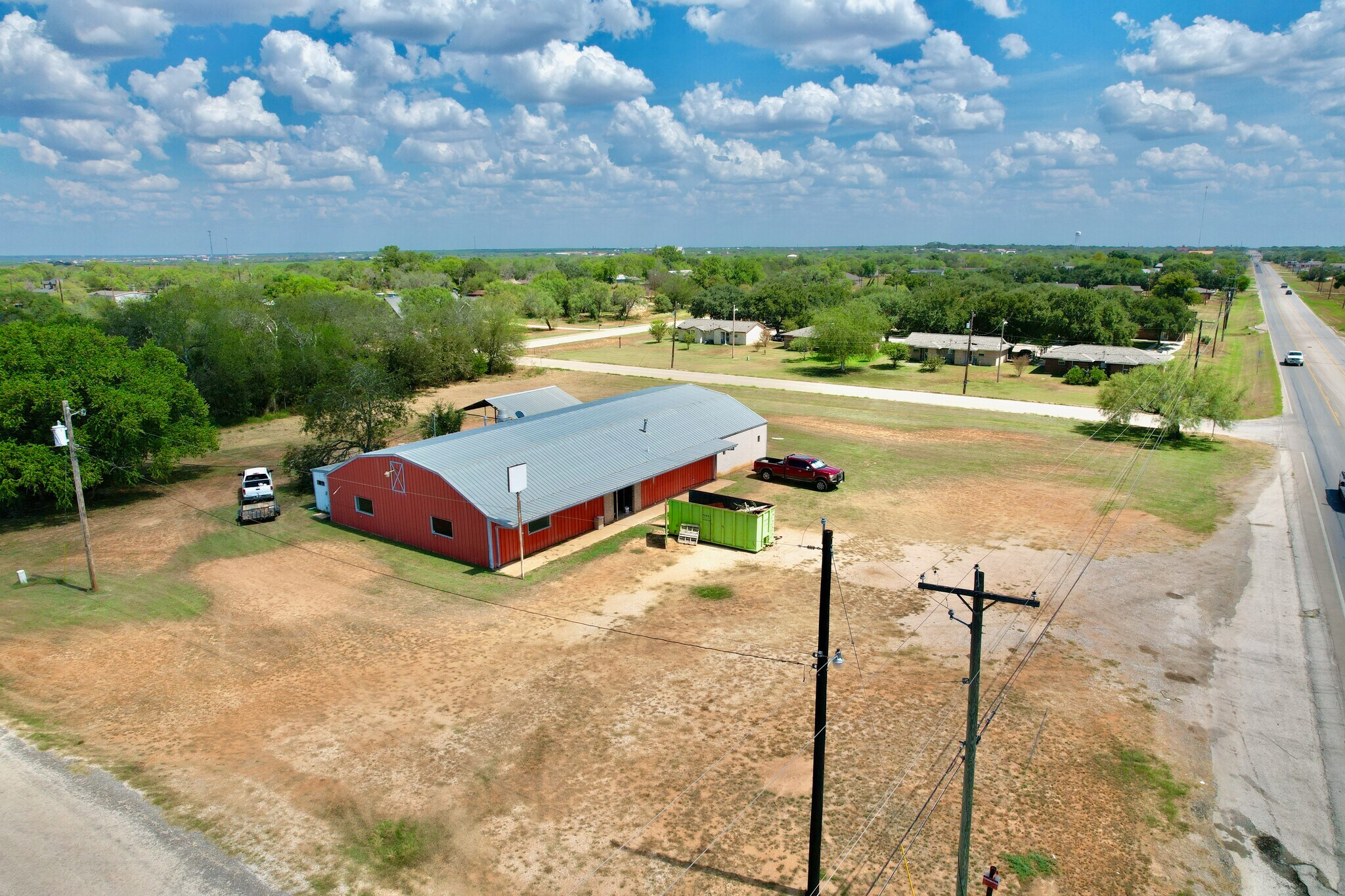 3105 Zanderson Ave, Jourdanton, TX for Rent