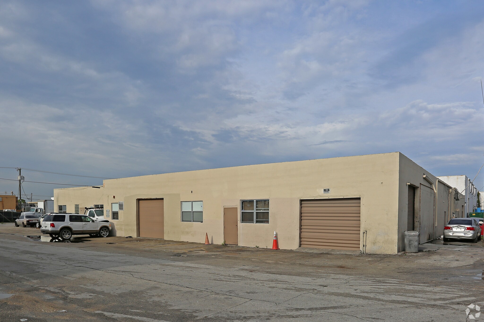1079-1085 E 24th St, Hialeah, FL for Rent