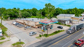 Madisonville, TX Service Station - 401 S May St