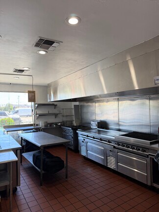 Los Angeles, CA Retail - 10817-10829 Venice Blvd