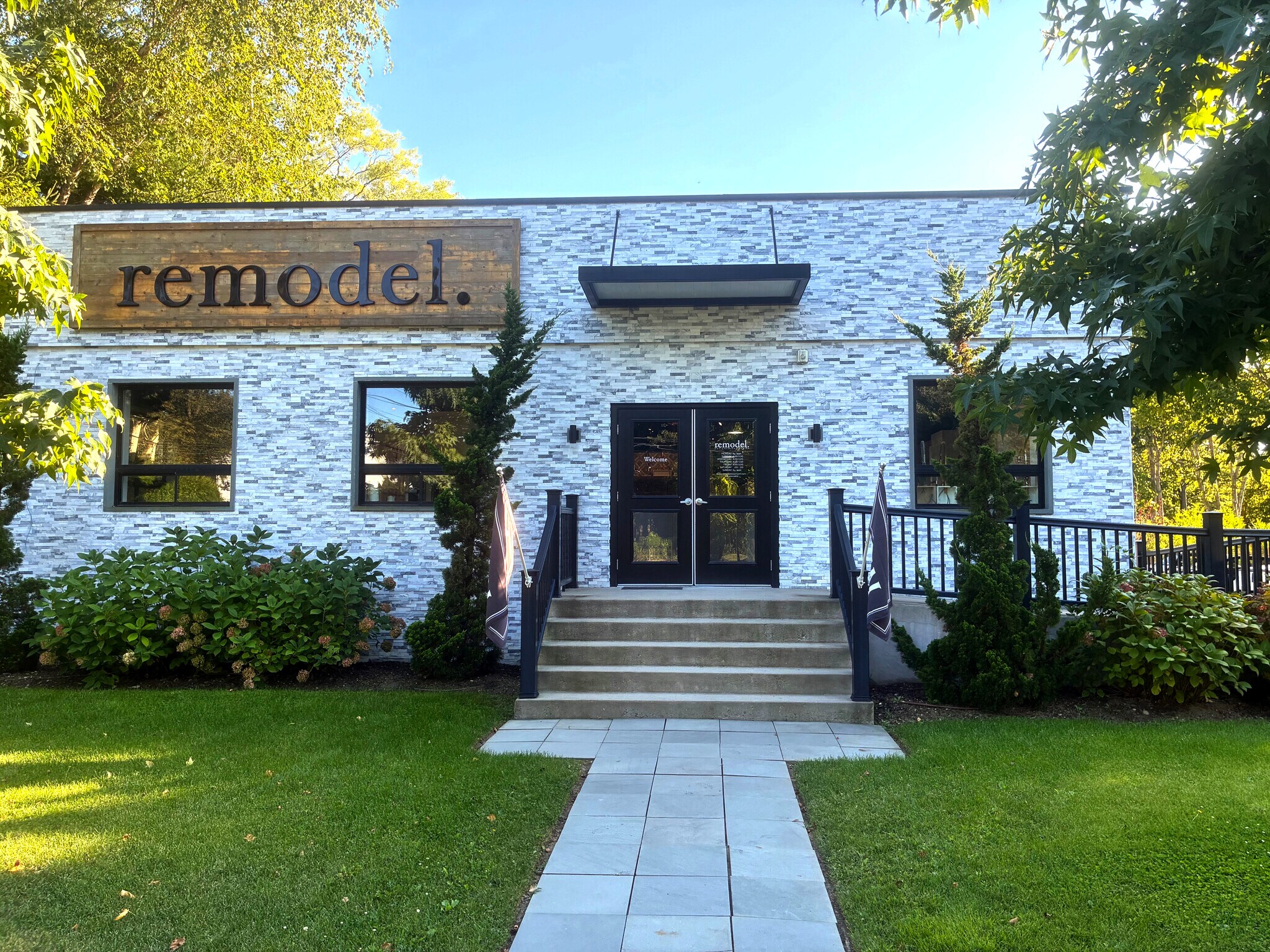 137 Montauk Hwy, Westhampton, NY for Sale